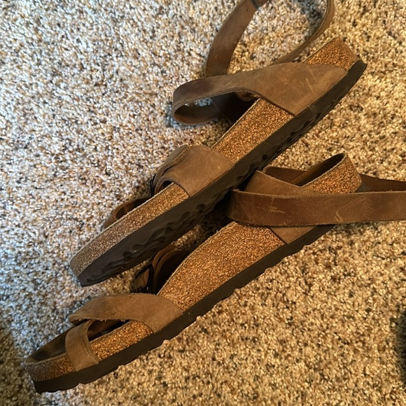 Birkenstock sandals with ankle strap - Picture 3 of 6
